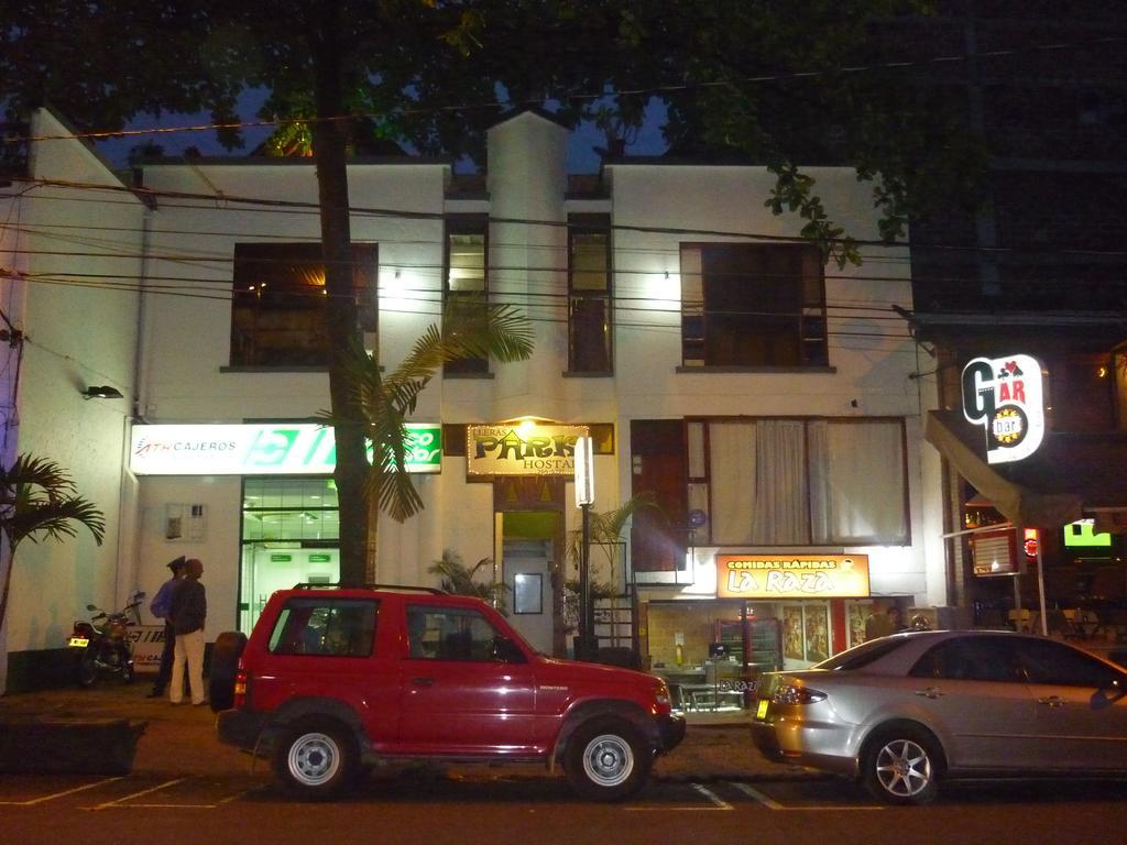 Lleras Park * Medellín